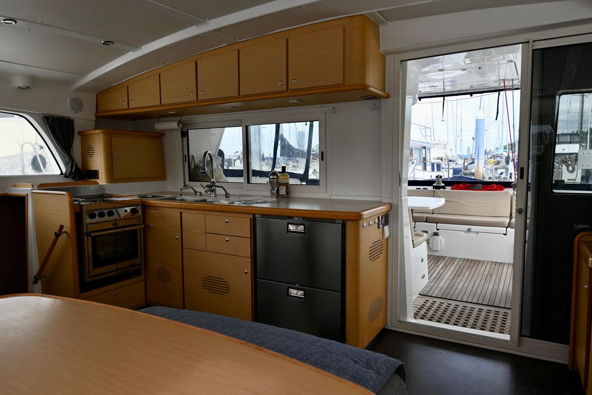2009 Lagoon 44 