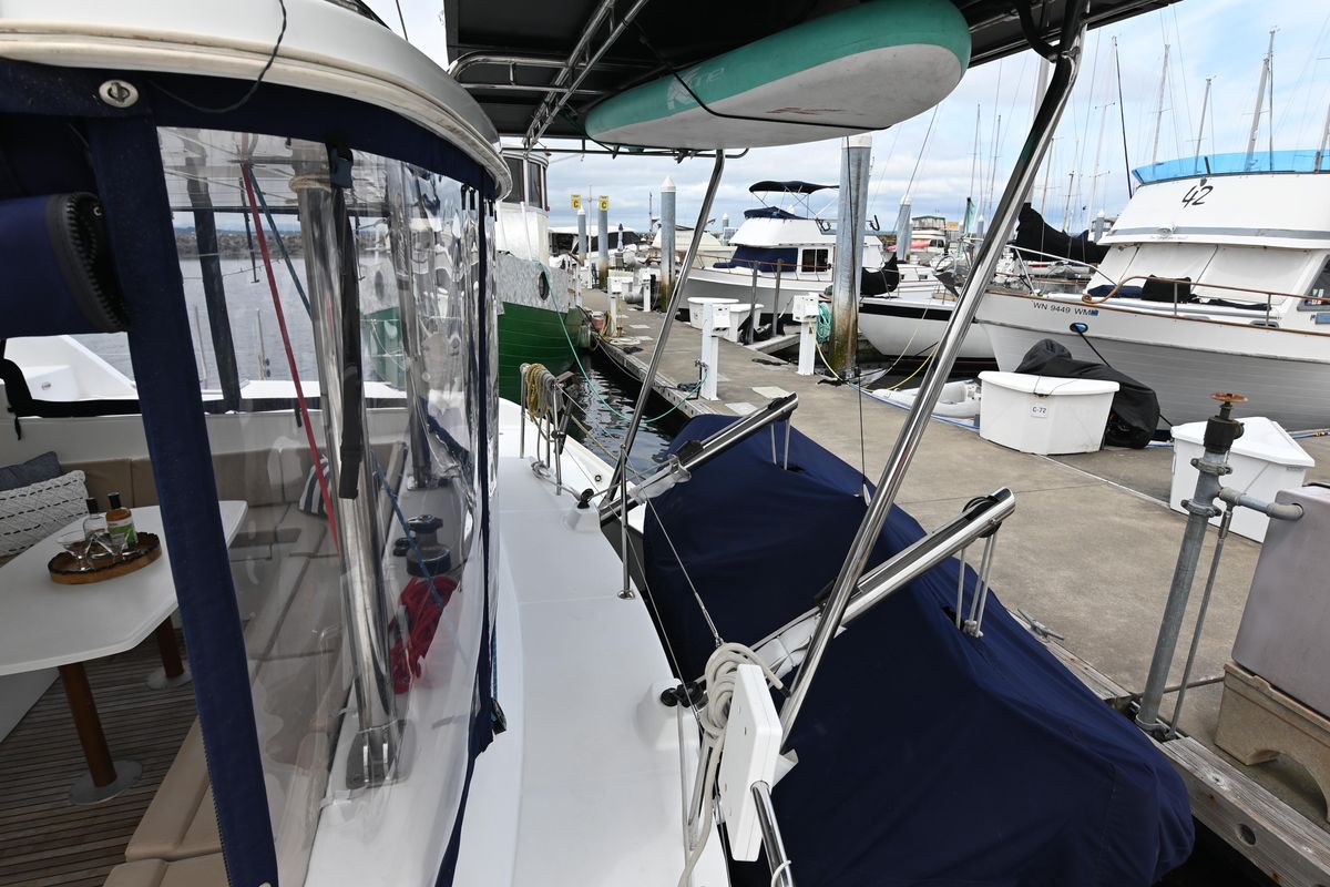 2009 Lagoon 44 