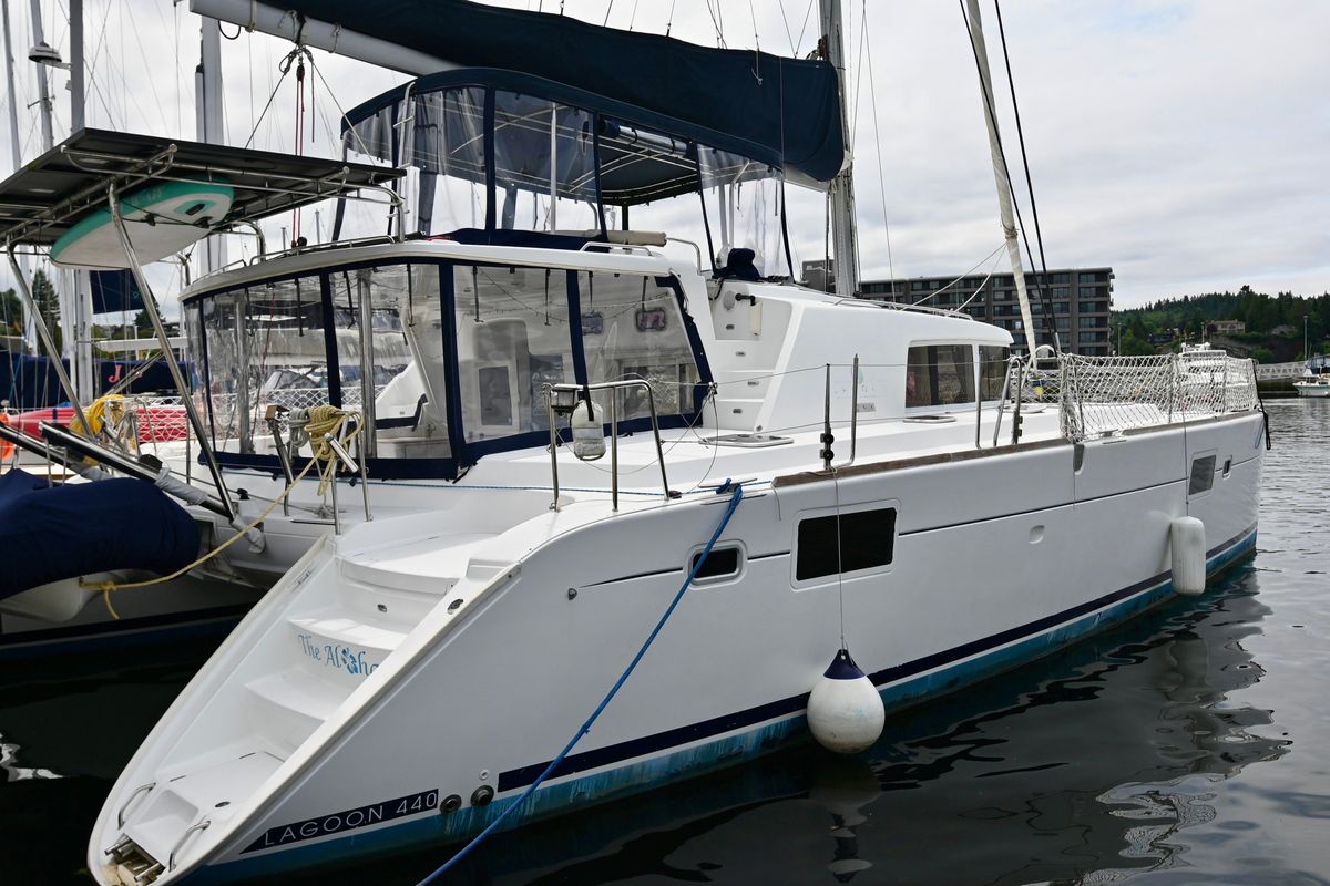 2009 Lagoon 44 