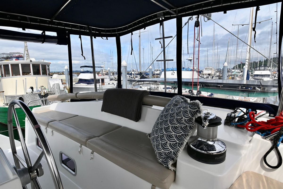 2009 Lagoon 44 