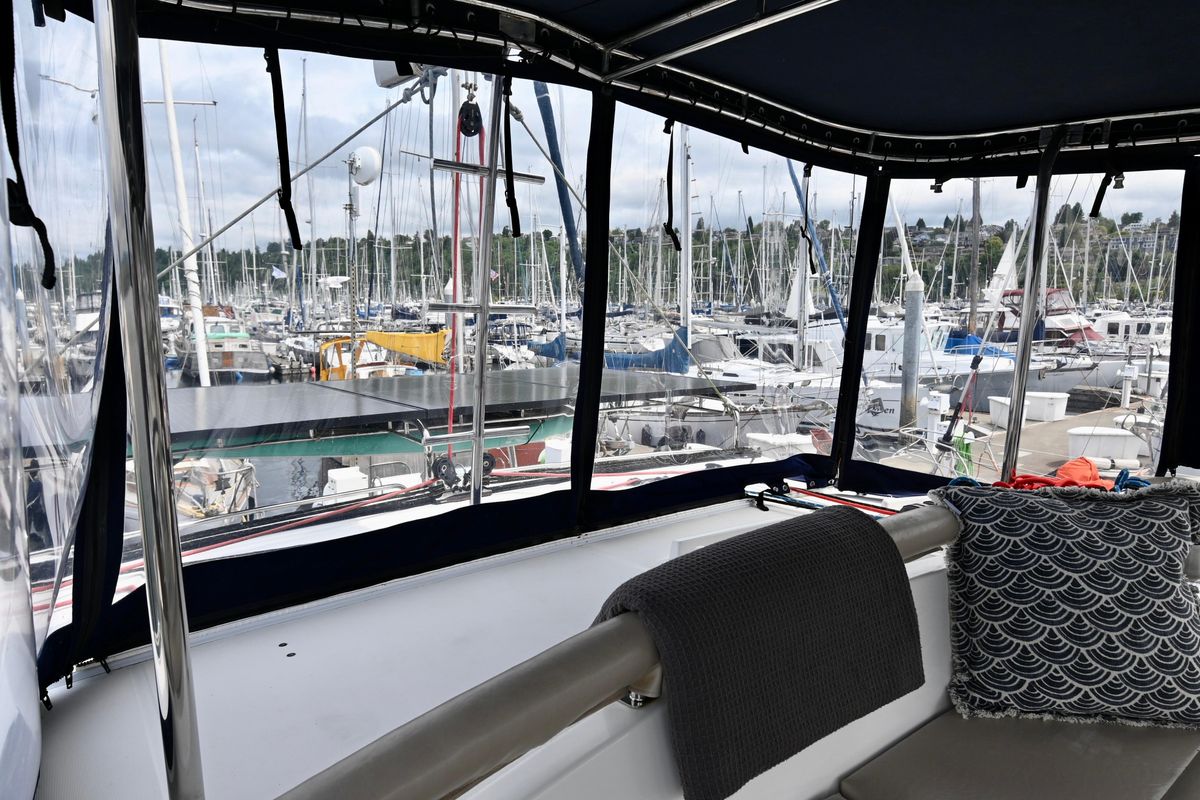 2009 Lagoon 44 