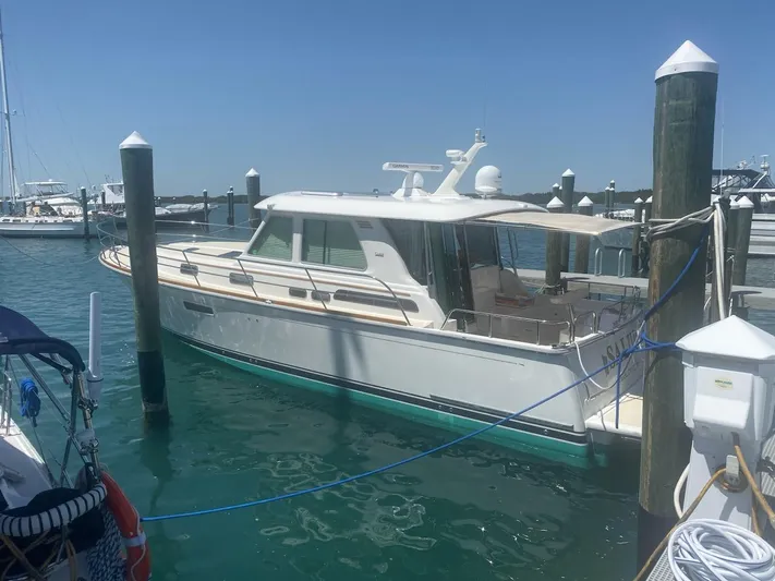 Happy Days Yacht Photos Pics 