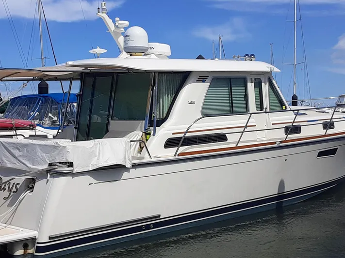 Happy Days Yacht Photos Pics 