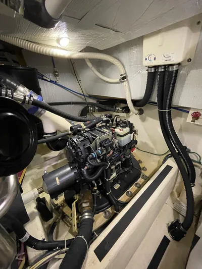 Happy Days Yacht Photos Pics 