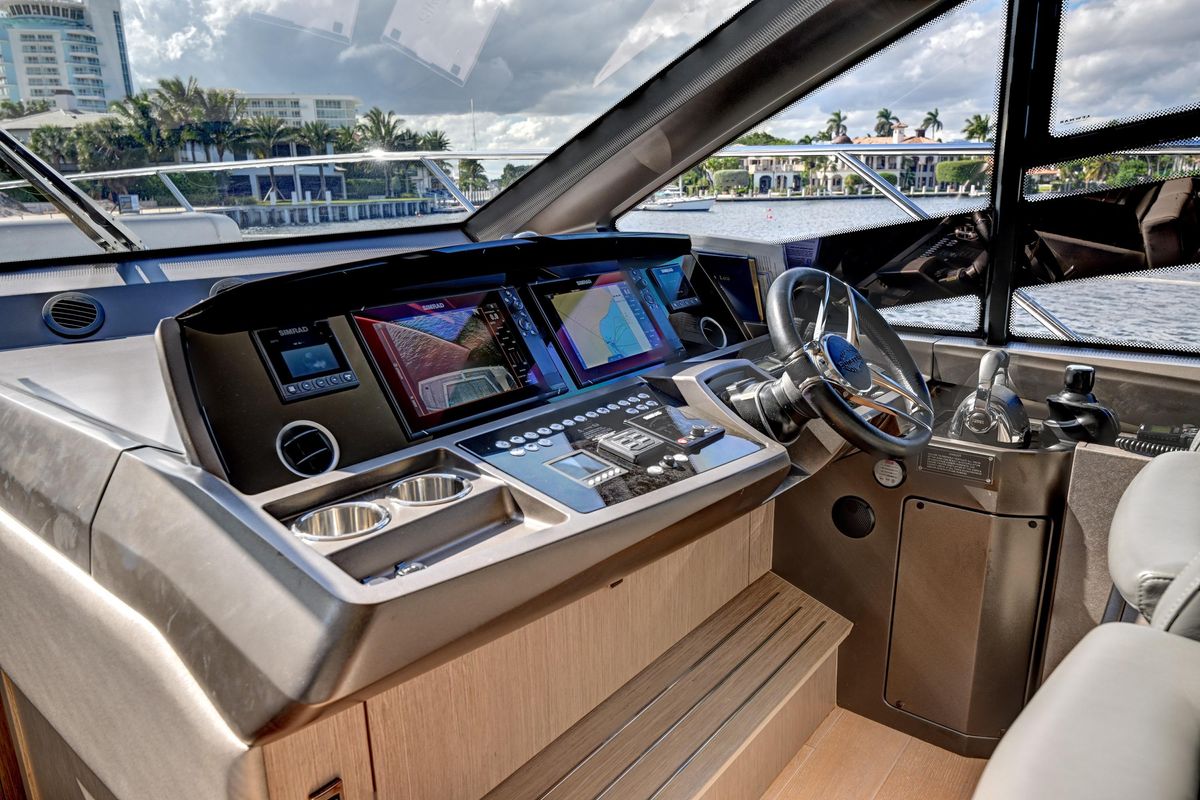 2020 Sunseeker 52