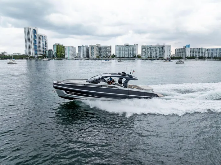 Ciao L Yacht Photos Pics 