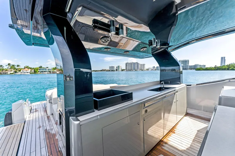 Ciao L Yacht Photos Pics 