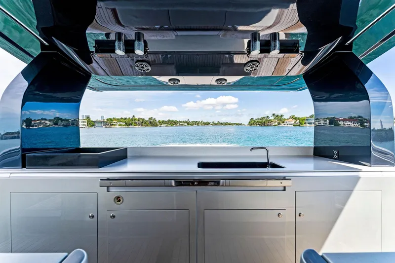 Ciao L Yacht Photos Pics 