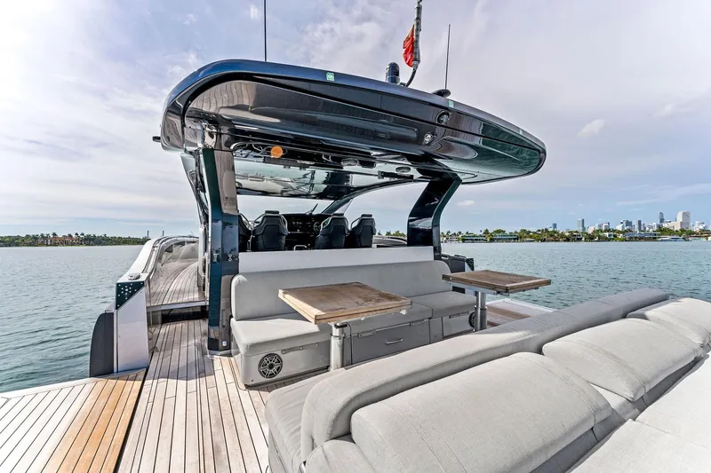 Ciao L Yacht Photos Pics 