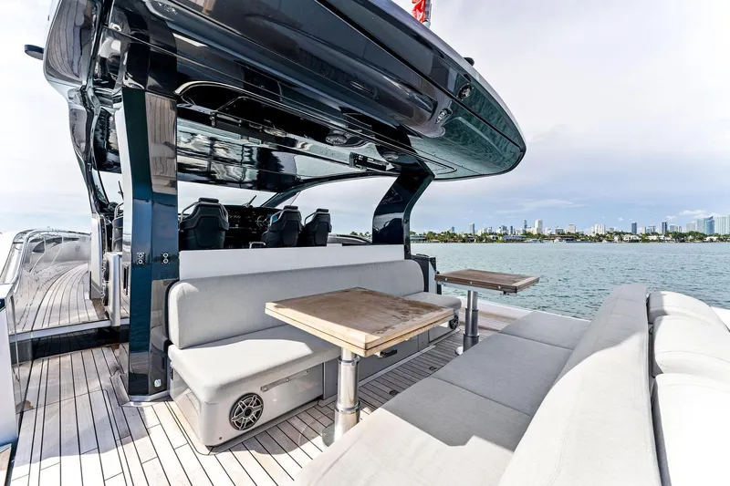 Ciao L Yacht Photos Pics 