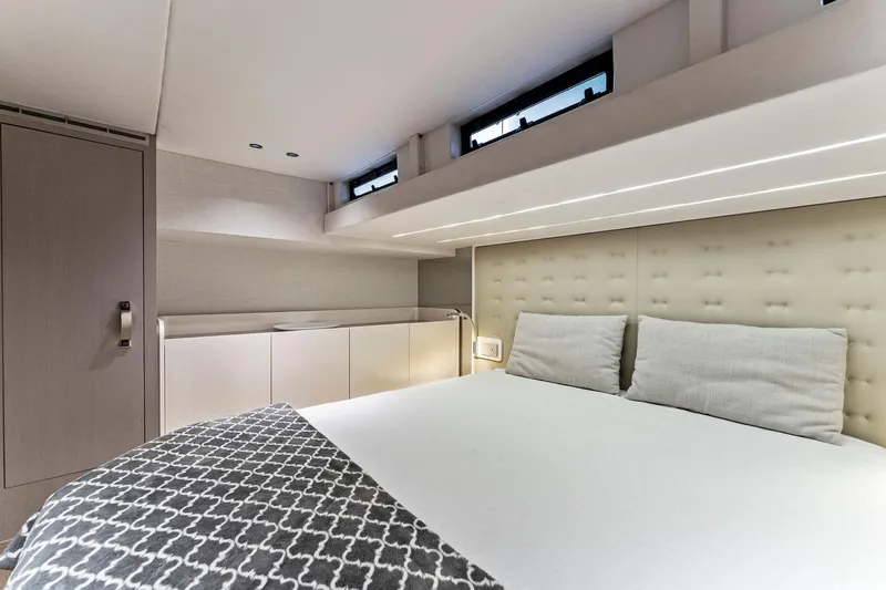 Ciao L Yacht Photos Pics 