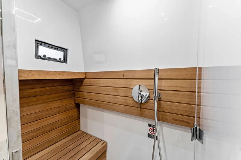 Ciao L Yacht Photos Pics 