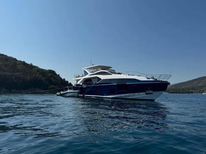Betty Yacht Photos Pics Azimut Grande 27 METR