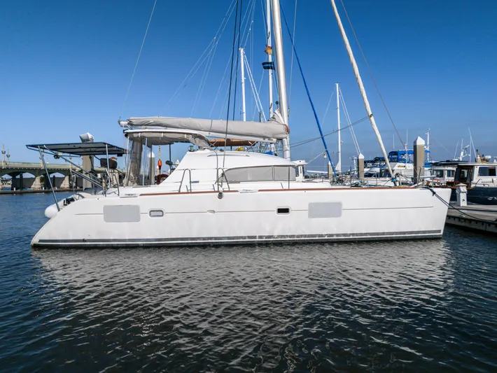 Forever Blue Yacht Photos Pics 