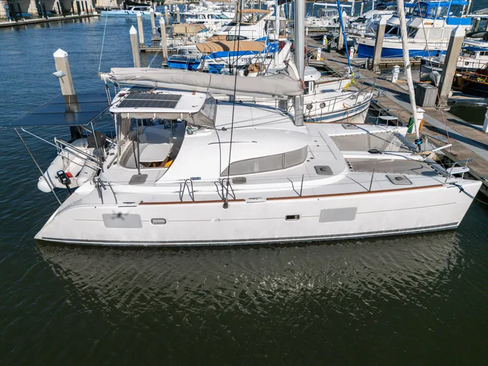 Forever Blue Yacht Photos Pics 