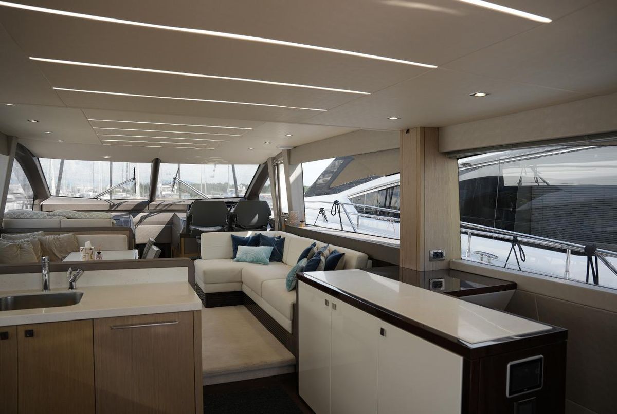 2017 Sunseeker 71 