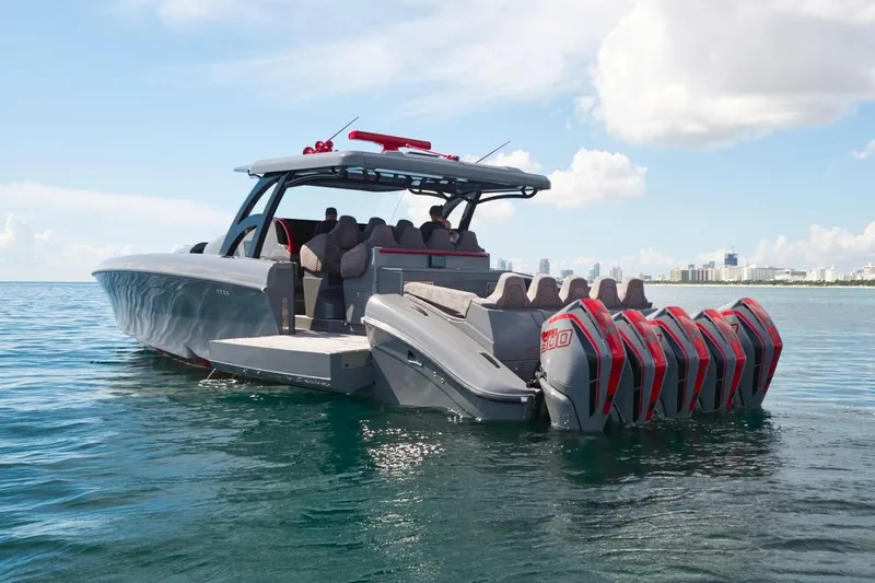 Mr. Lucky Yacht Photos Pics 2024 Midnight Express 52 Vitesse - Image 17