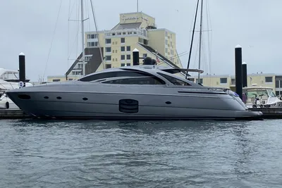 2016 Pershing 70