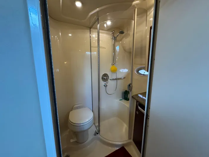 Intermission Yacht Photos Pics 