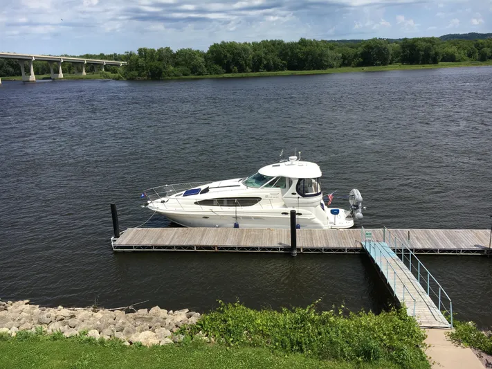 Intermission Yacht Photos Pics 