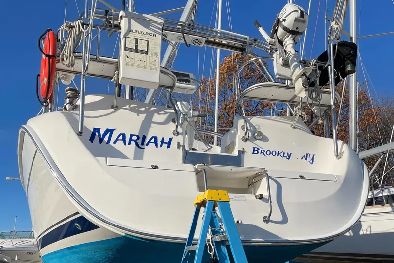 Mariah Yacht Photos Pics 