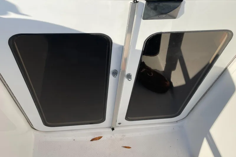 Mariah Yacht Photos Pics 