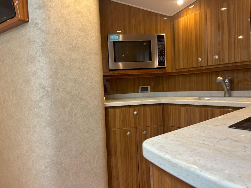 2015 Viking 42 Sport Tower