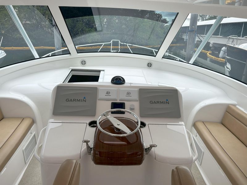 2015 Viking 42 Sport Tower