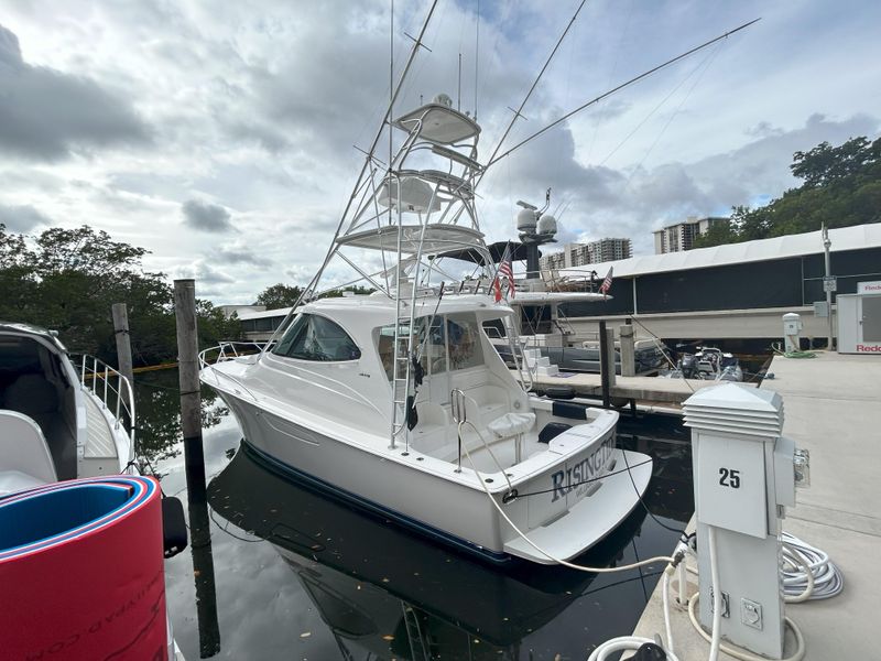 2015 Viking 42 Sport Tower