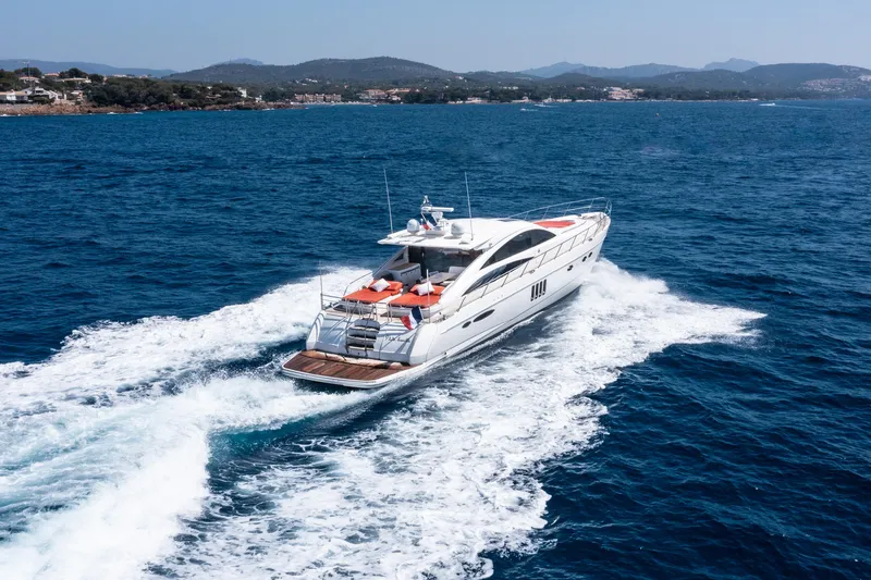 P'tite Bouille Yacht Photos Pics 