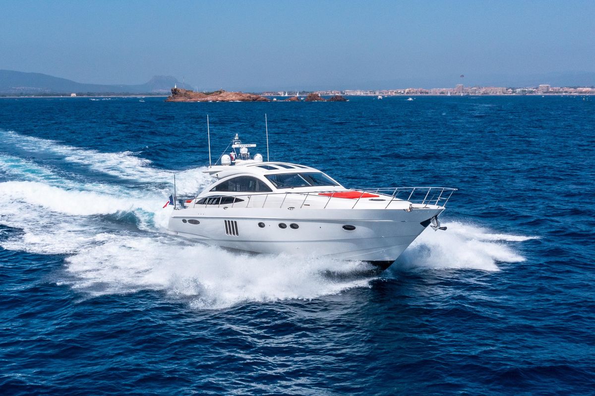 2008 Princess 71 