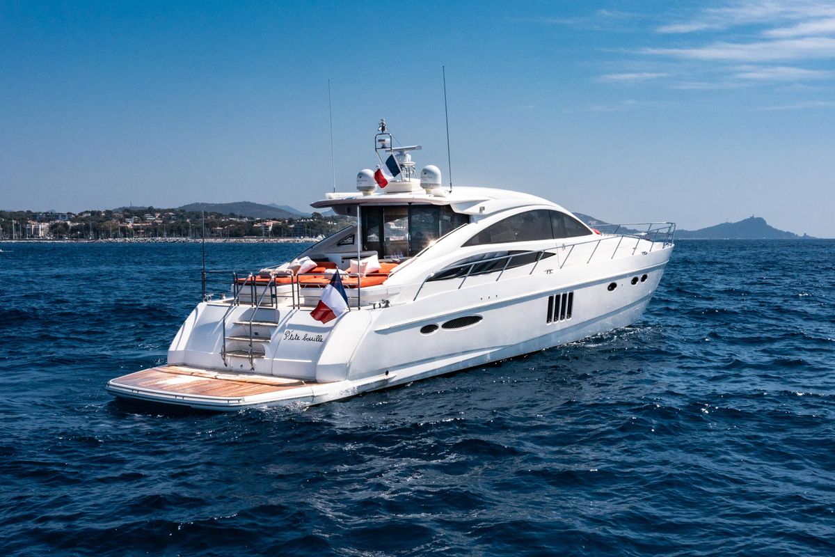 2008 Princess 71 