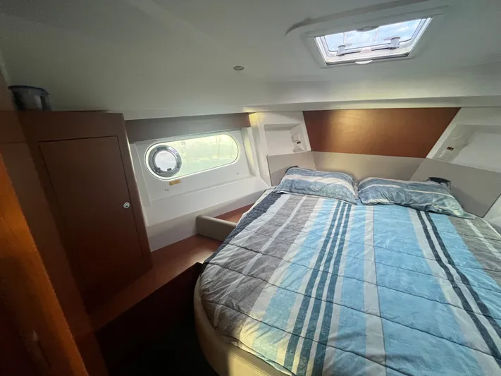 Isabelle Yacht Photos Pics Interior of 2016 Beneteau Swift Trawler 30 with cozy bed.