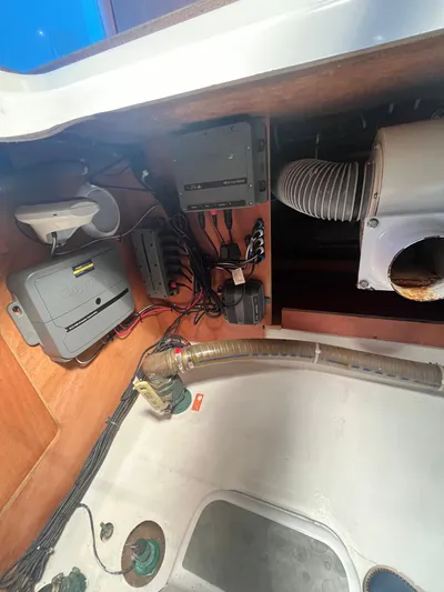 Isabelle Yacht Photos Pics Electronics and wiring in the engine room of a 2016 Beneteau Swift Trawler 30.