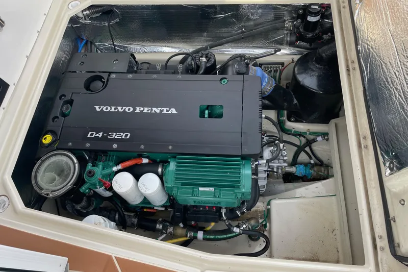 Poseidon&rsquo;s Lanai Yacht Photos Pics Engine compartment of 2021 Ranger Tugs R-29 CB with Volvo Penta D4-320 engine.