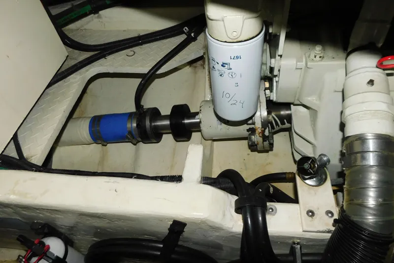  Yacht Photos Pics Engine compartment of 1998 Sea Ray 540 Sundancer with visible filter and components.