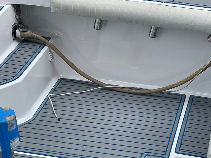 Silverback Yacht Photos Pics 