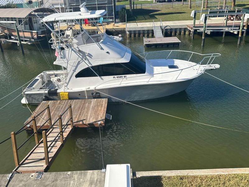 2003 Luhrs 34 Convertible