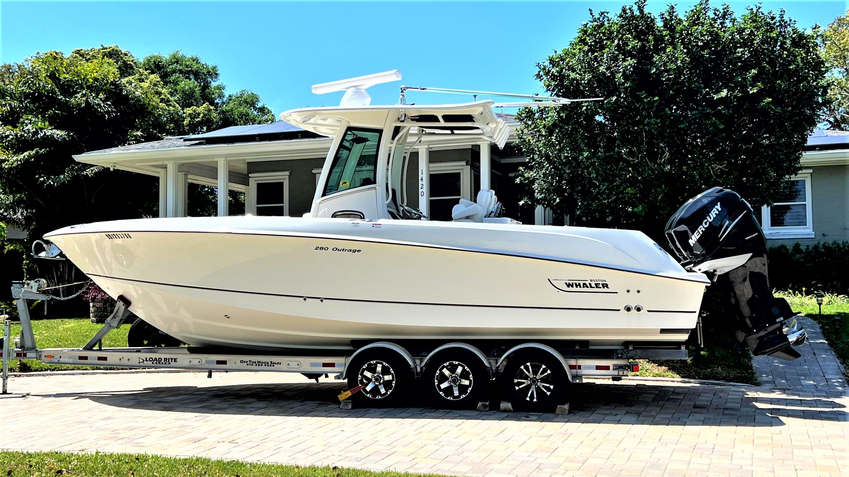 2015 Boston Whaler 280 Outrage Centre Console for sale YachtWorld