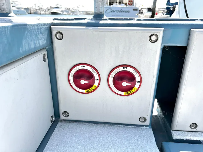 Acb Yacht Photos Pics Dual battery switches on a 2003 ACB 30 boat, set to "Off" position.
