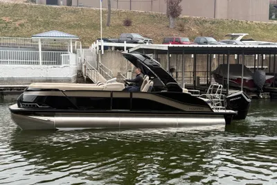 Harris Grand Mariner 250