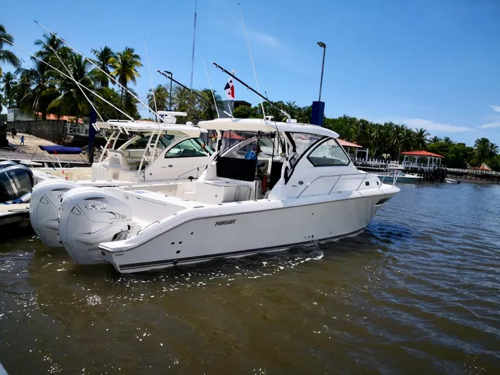 Tuga Tuga Yacht Photos Pics 