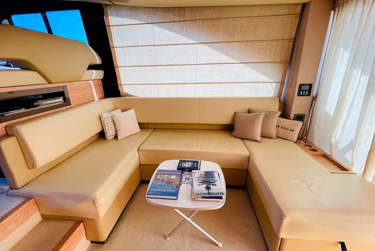 2016 Azimut 52 
