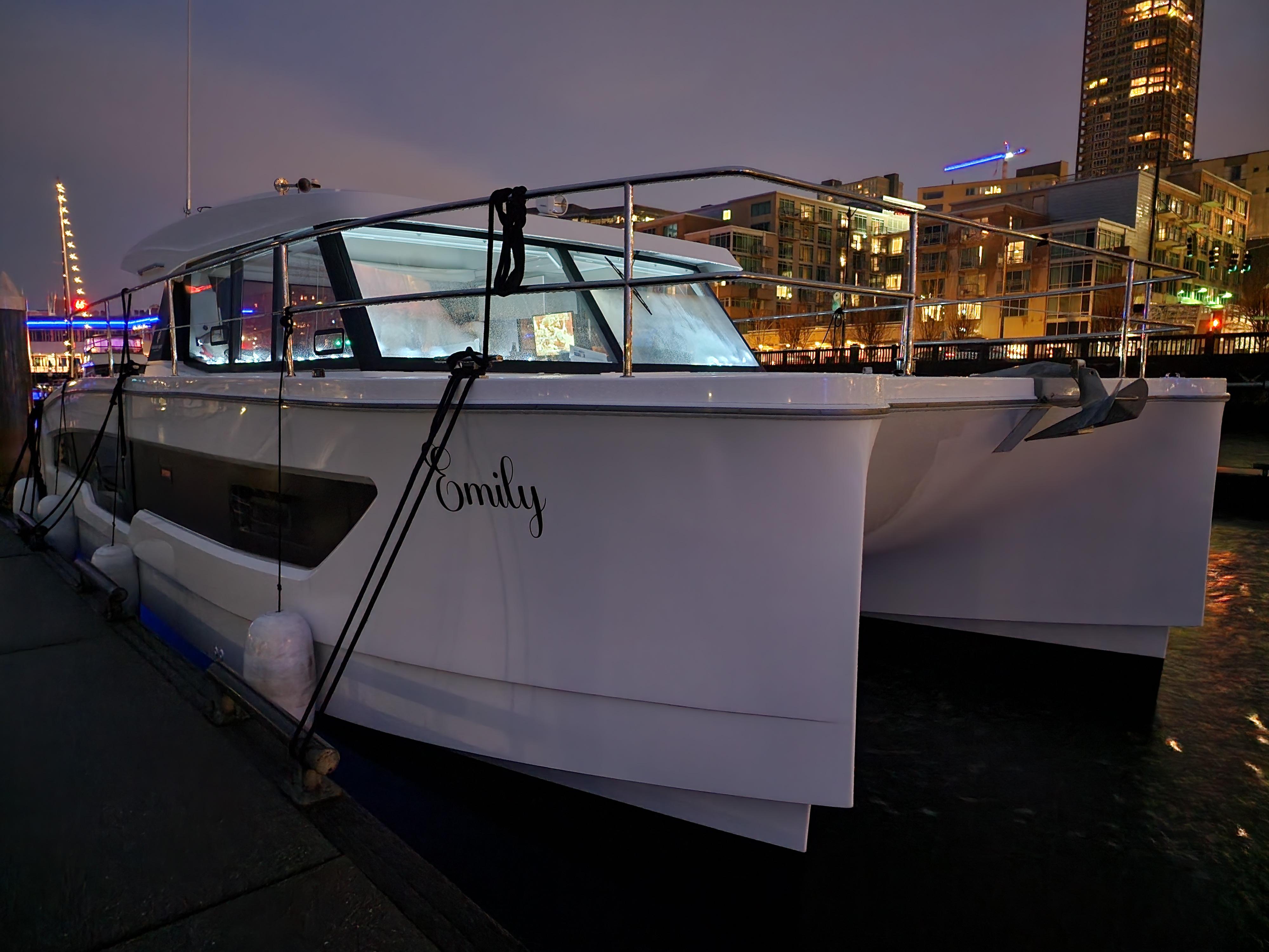 2022 Fountaine Pajot MY4.S Power Catamaran for sale - YachtWorld