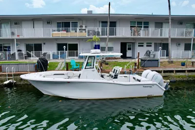 Tidewater 280 CC Adventure