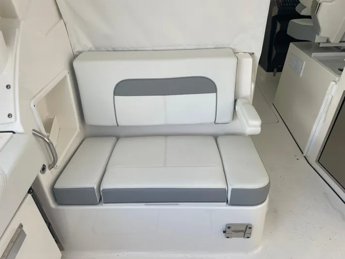 Sea Horse Yacht Photos Pics Stern Facing Seat