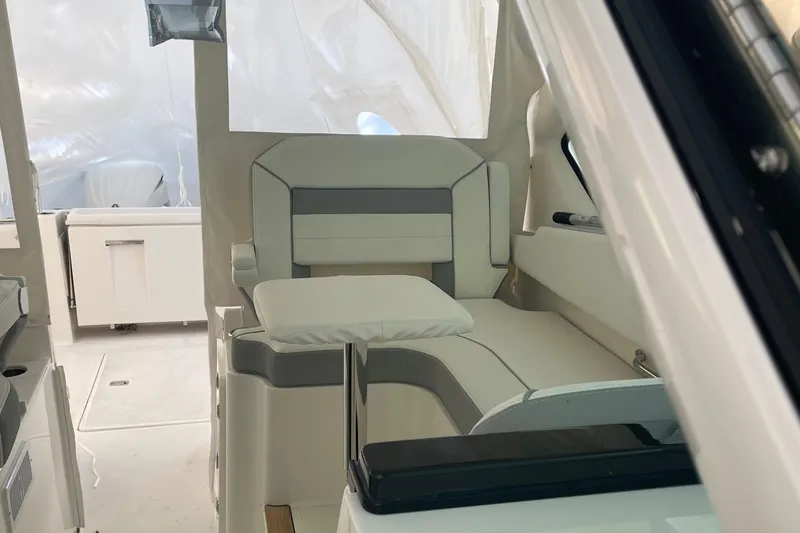 Sea Horse Yacht Photos Pics Looking Astern Cockpit