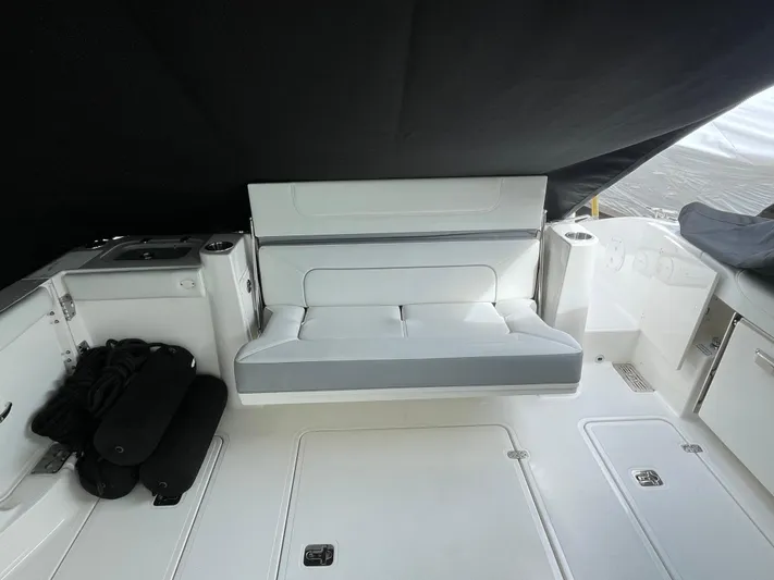 Sea Horse Yacht Photos Pics Stern Cockpit seating