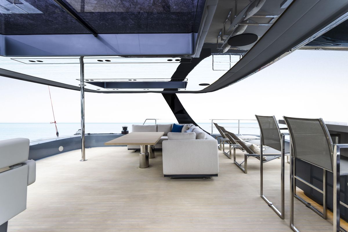 2022 Sunreef 70 