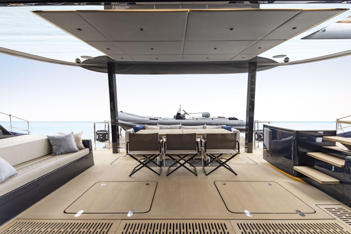 2022 Sunreef 70 
